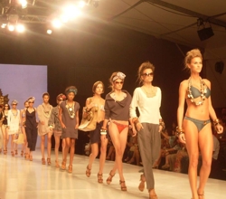 Sindicato do Vestuário – Sinvesd e as marcas divinopolitana comemoram participação no Minas Trend Preview - MTP desfile fruto do mar 250 pixel